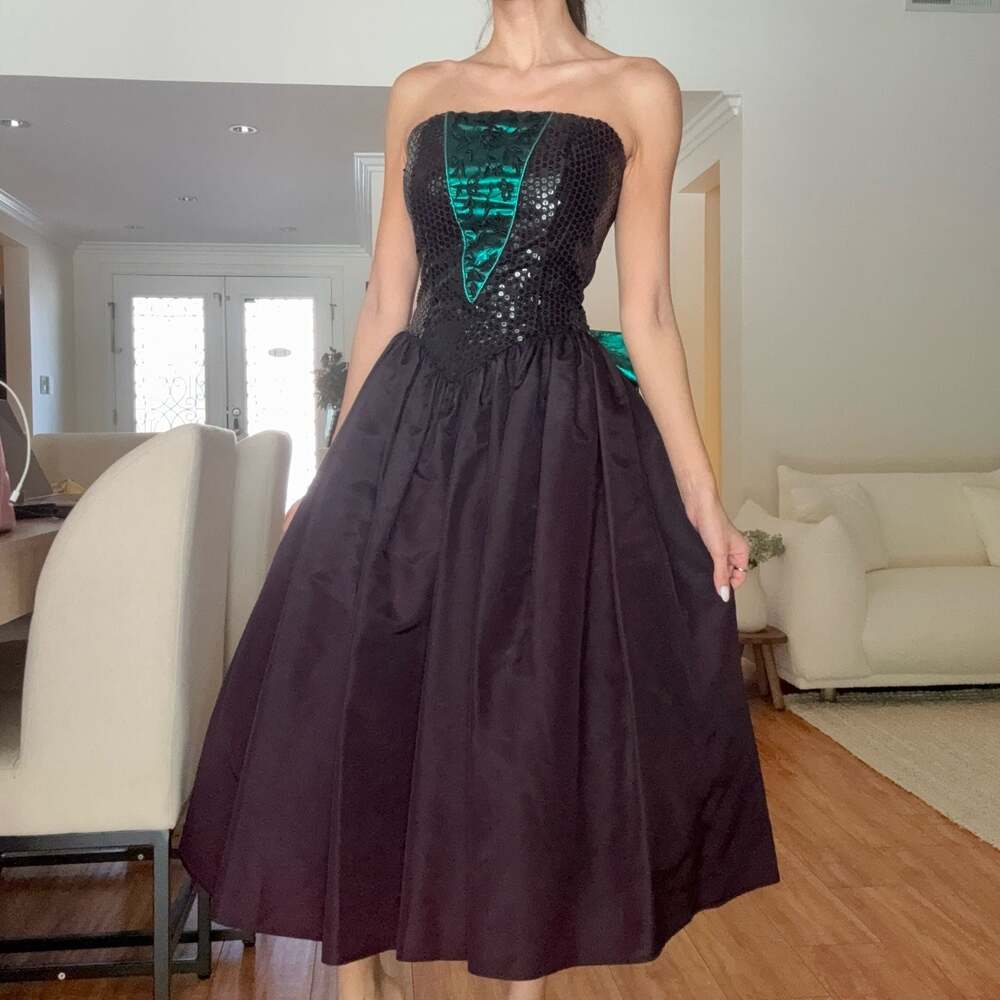 Vintage 80s Gunne Sax Strapless Sequin and Taffeta Party Dress with Back Bow